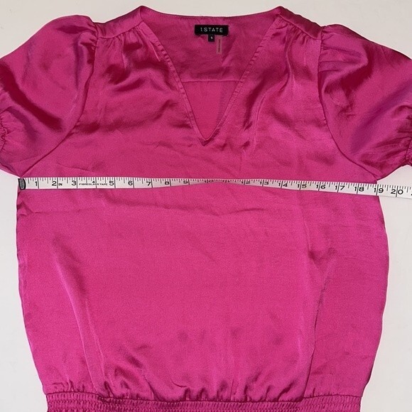 1. State V-neck top Size Sm - Picture 5 of 6
